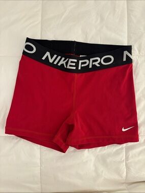 Nike Pro Red Compression Shorts Athletic Gym Workout Activewear Size Small
